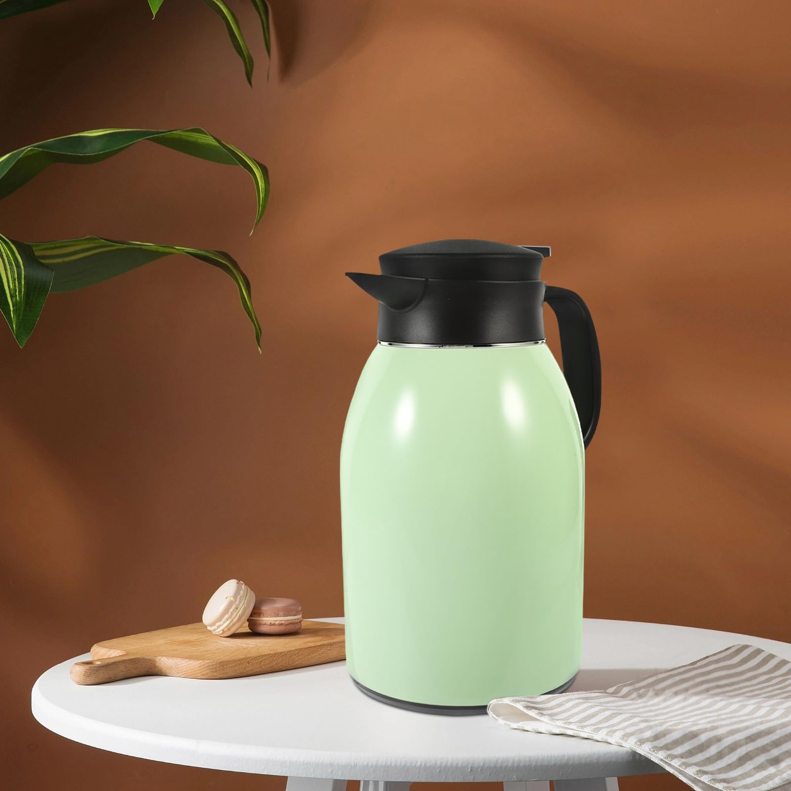 Borraccia Termica in Acciaio Inossidabile 1.6l con Manico Antiscottatura Bottiglia D'acqua a Doppia Parete per Casa e Ristorante Design Semplice e Capiente