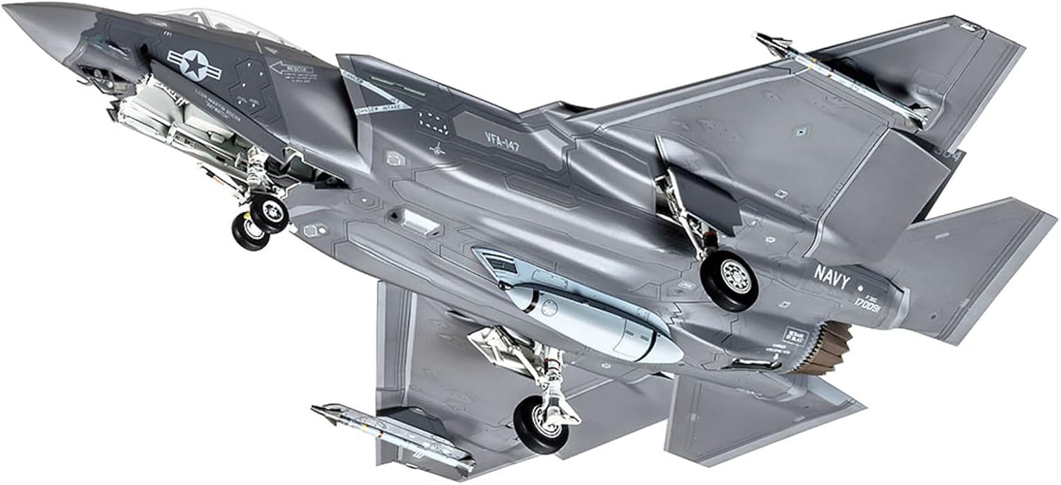 TAMIYA 1/72 Lockheed Martin F-35C Lightning II TAM60794 RC Trainer Airplanes