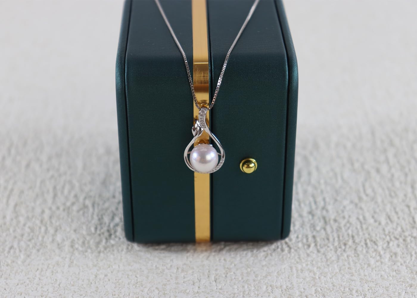 Pearl Necklaces-Gifts for Women Wife-Gift for Wife Wedding Birthday Anniversary Jewelry-Mom Girlfriend Her Mothers Day Gifts for Mom Women Valentines Day Christmas Day Gifts NO008