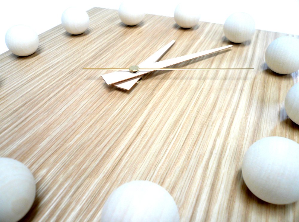 Amazon.co.jp: 旭川家具 ドリーミィーパーソン 壁掛け時計 ビーズ