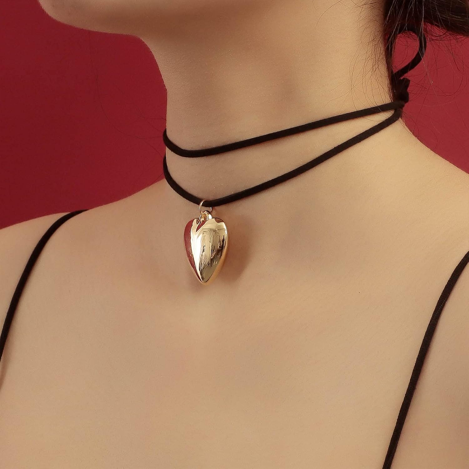 Gothic Large Heart Velvet Choker Necklace Chain Vintage Black Layered Leather Choker Necklace Punk Gold Love Heart Pendant Necklace Choker Black Collar Necklaces Jewellery for Women - Image 4