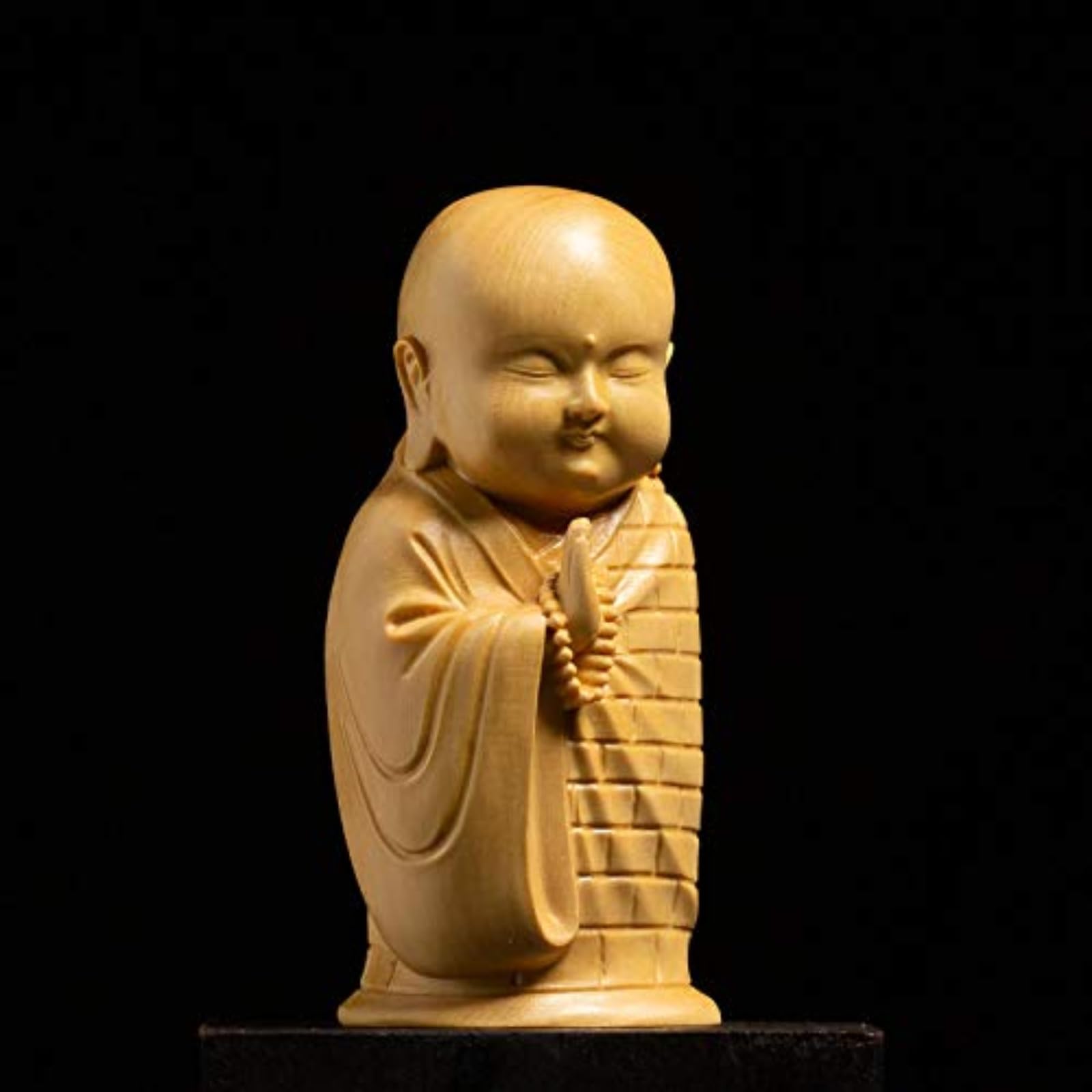 Statuette de petit moine pour deco salon esprit zen et feng shui