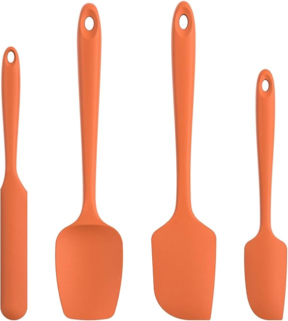 U-Taste Silicone Spatula Set of 4: 315 Heat-Resistant Flexible BPA-Free Non-Stick Bowl Scraper, Seamless Rubber Kitchen Utensils for Baking Cooking (Orange)