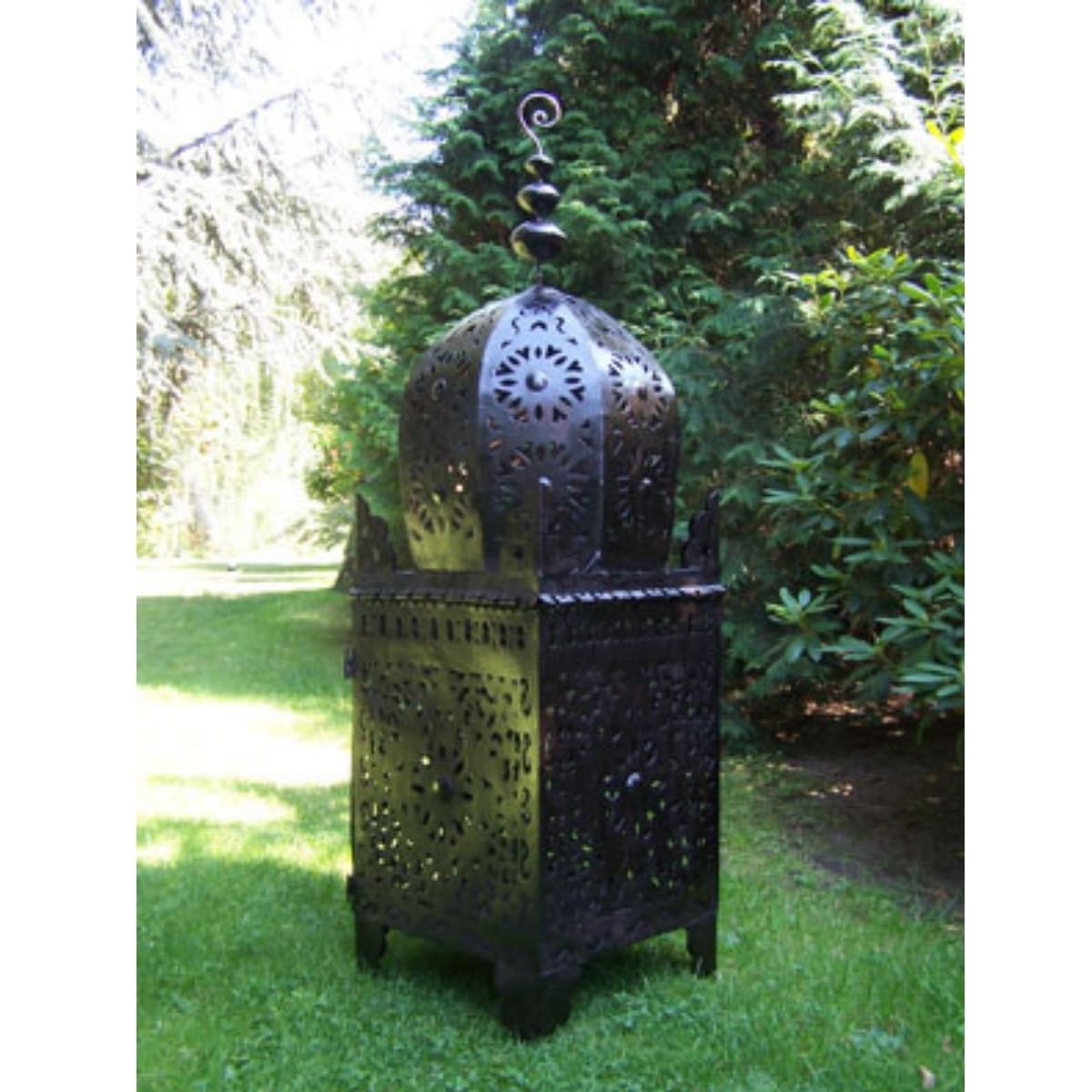 Marokkanische Gartenlaterne Frane Laterne aus Metall in Schwarz 165 cm