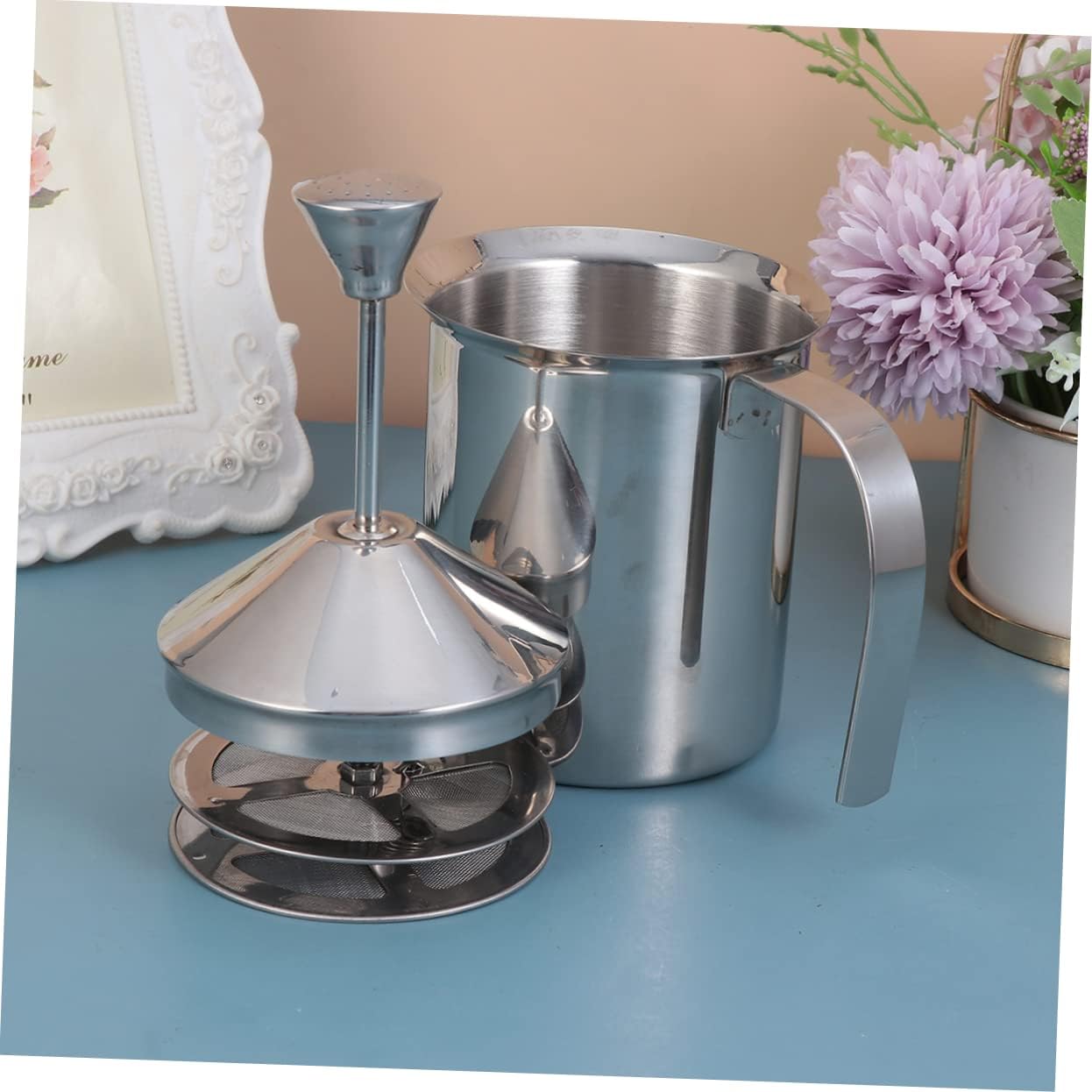 304 Stainless Steel Manual Milk Frother Pitcher Double Layer Filter Screen 800cc Handheld Milk Mixer for Cappuccino and Latte for Coffee Lovers