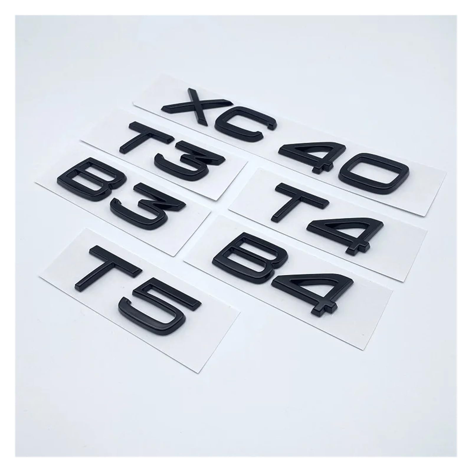 Błyszczący czarny srebrny emblemat tabliczka znamionowa naklejka pasuje do Volvo XC40 B3 B4 T3 T4 T5 dla Volvo pokrywa bagażnika odznaka modele naklejka naklejka samochodowa (Color : Glossy bl
