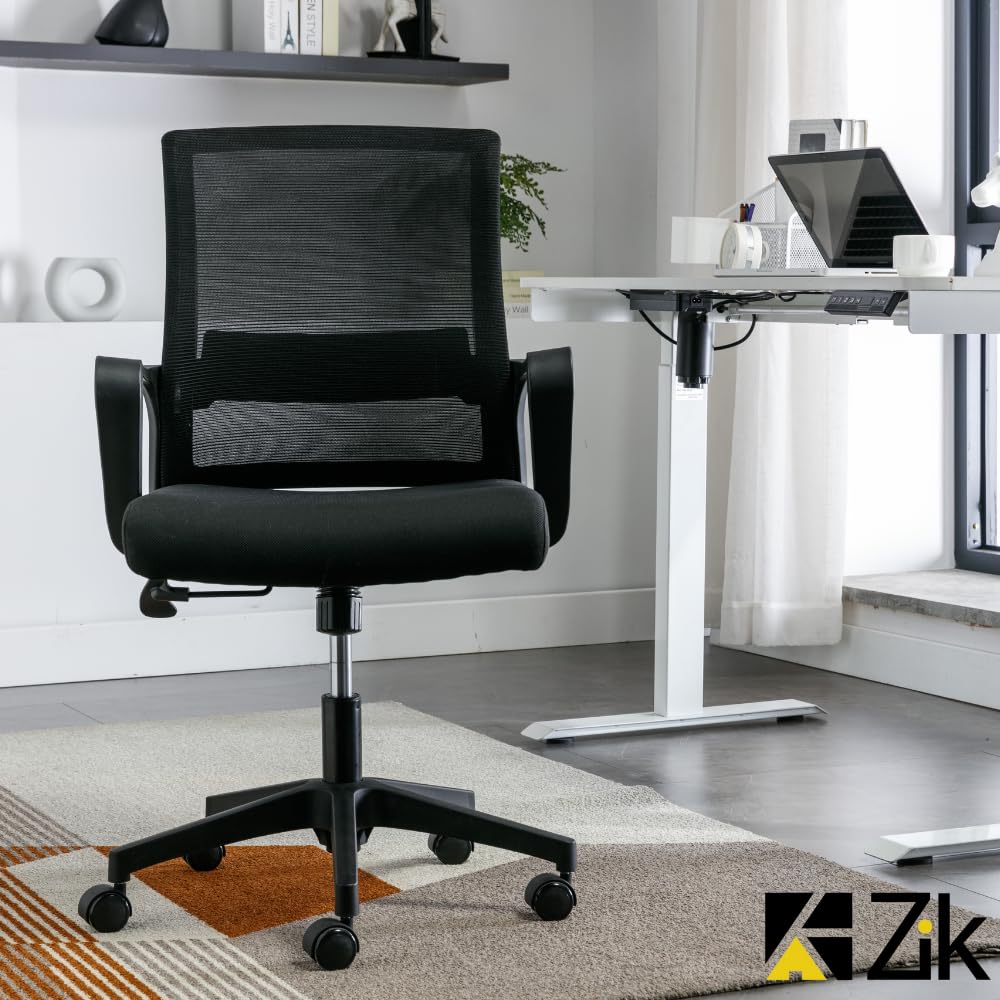 ZIK - Sedia da Ufficio Ergonomica Posturale, Poltrona Ufficio con Supporto Lombare, Sedia Comoda Scrivania con Rotelle, Braccioli, Regolabile in Altezza (45x51x94/100h (Black)