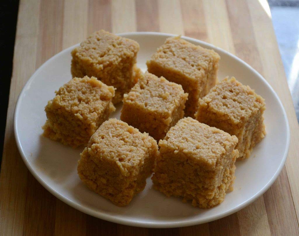 HIMALYA FRESH Milk Cake 14 oz - Premium Authentic, Luxurious Sweet Made With Pure Grass fed water Buffalo Milk and sugar (just two ingredients) - No Fillers Or Preservatives (1 Box)