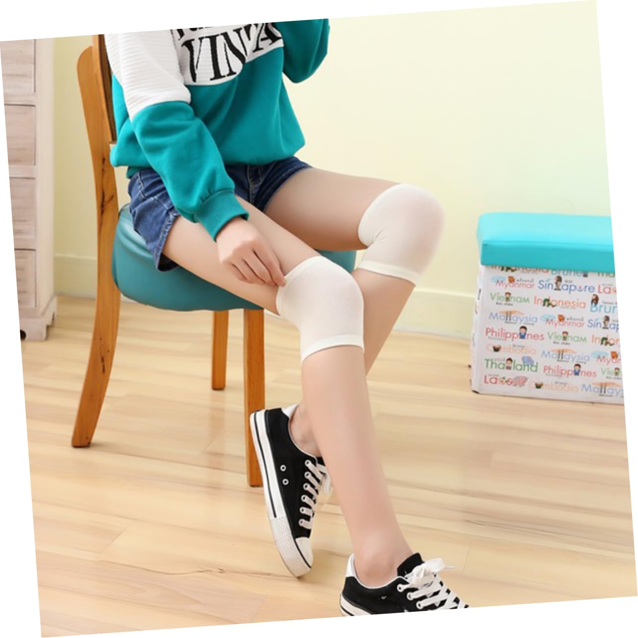 Healifty 3pcs Knee Support Sleeve for Warmth and Stability Outdoor Sports Activities Elastic Design for Running and Hiking Unisex Beige