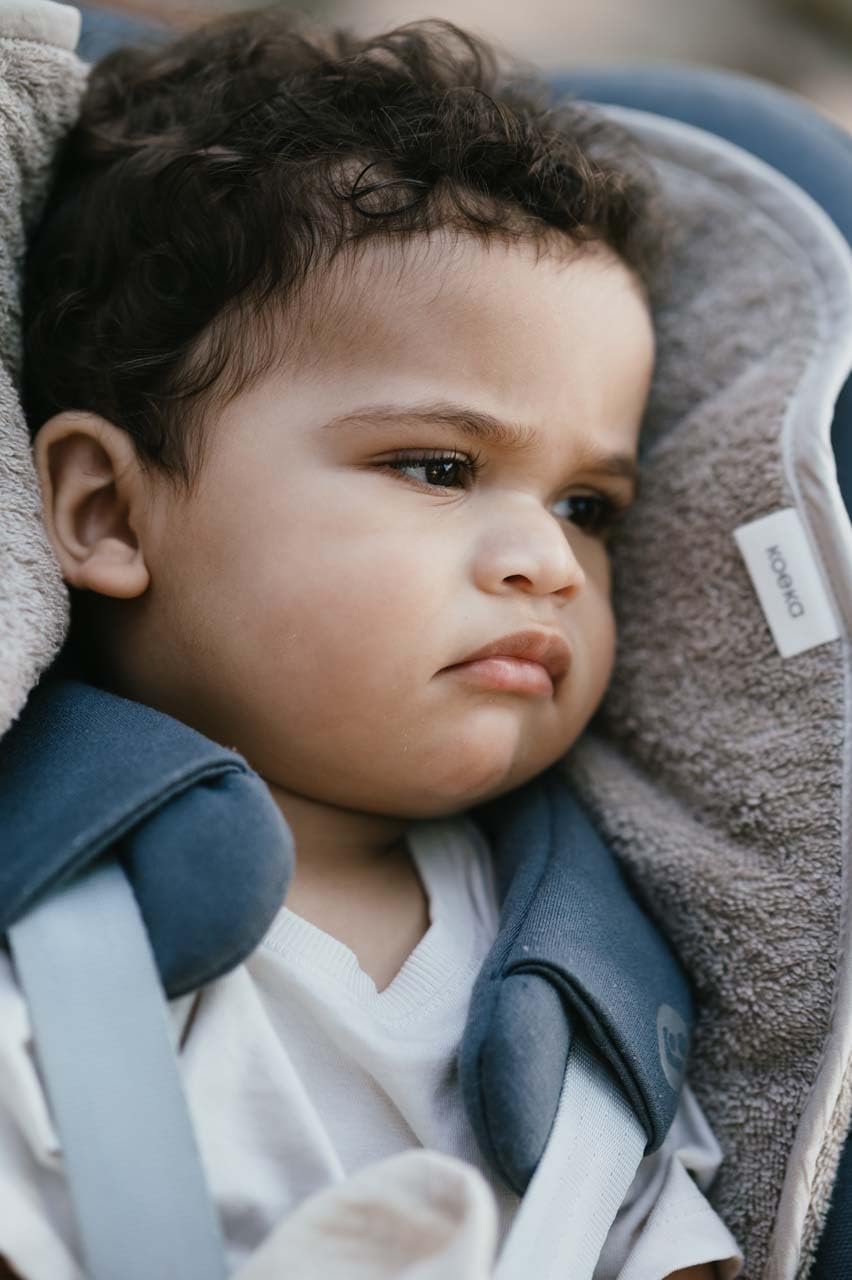 Koeka Cuscino per seggiolino auto per bambini, inserto per ovetto, primavera/estate, cuscino per seduta, traspirante, in cotone biologico, in spugna resistente ai passanti