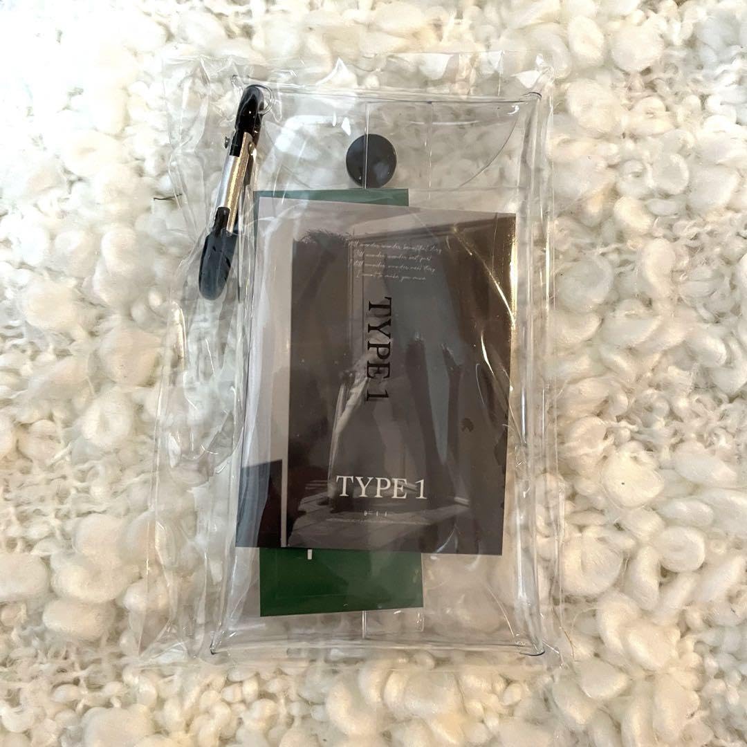 Amazon.co.jp: BTS テテ V TYPE1 写真展 韓国 購入特典 