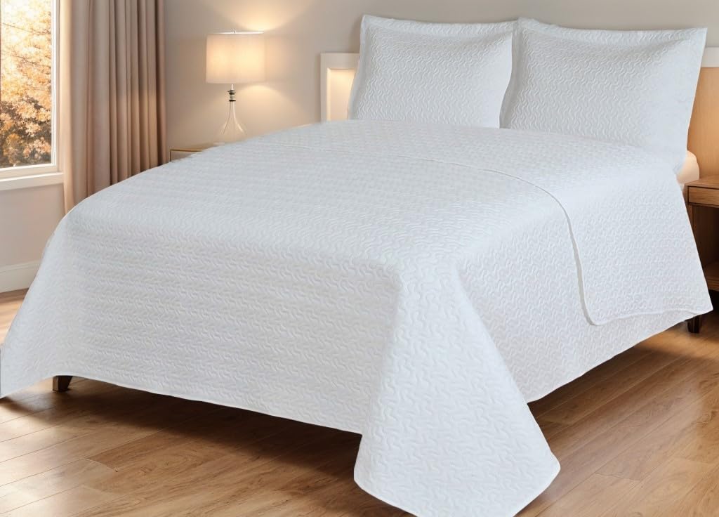 Etrexonline Bouti Bedspread 230 x 260 cm Reversible Plain 100% Extra Soft Microfibre Bedspread Bed Cover Multipurpose for Spring and Summer Includes 2 Cushion Covers, 120/135 Bed – White