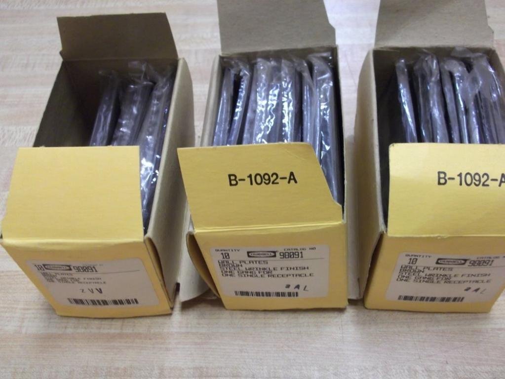 Hubbell 98091 Wall Plates Brown 3 Boxes of 10
