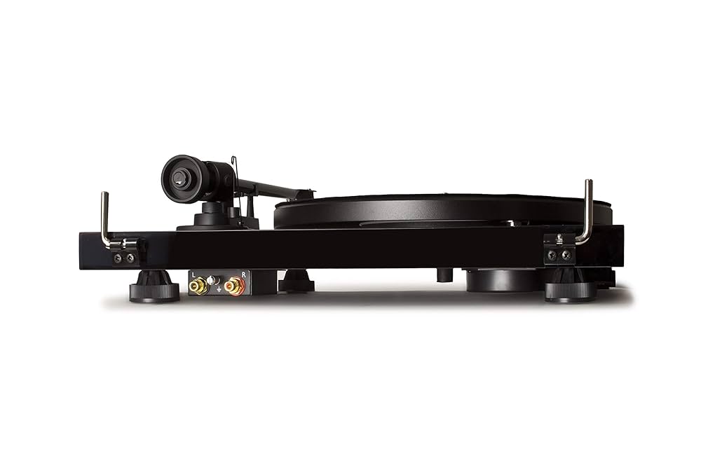 Pro-Ject Debut Carbon ビートルズデザイン ターンテーブル ターンテーブル】Pro-Ject、The Beatles 1964 Recordplayerのご