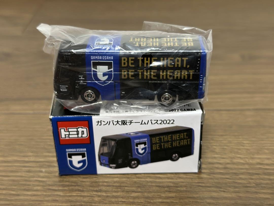 Amazon | トミカ ガンバ大阪チームバス2022 | ミニカー・ダイキャスト