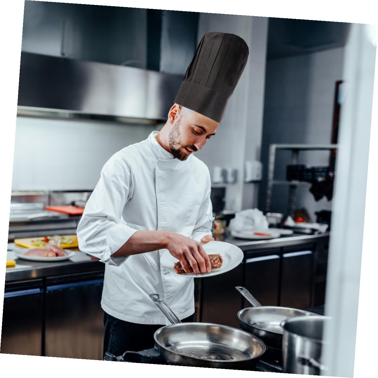 Gorro de Chef Desechable 20 Piezas Papel Negro para Cocineros | Cómodo y Suave al Tacto, Uso Desechable, para Escuelas de Cocina y Colegios, Talla 28x30cm