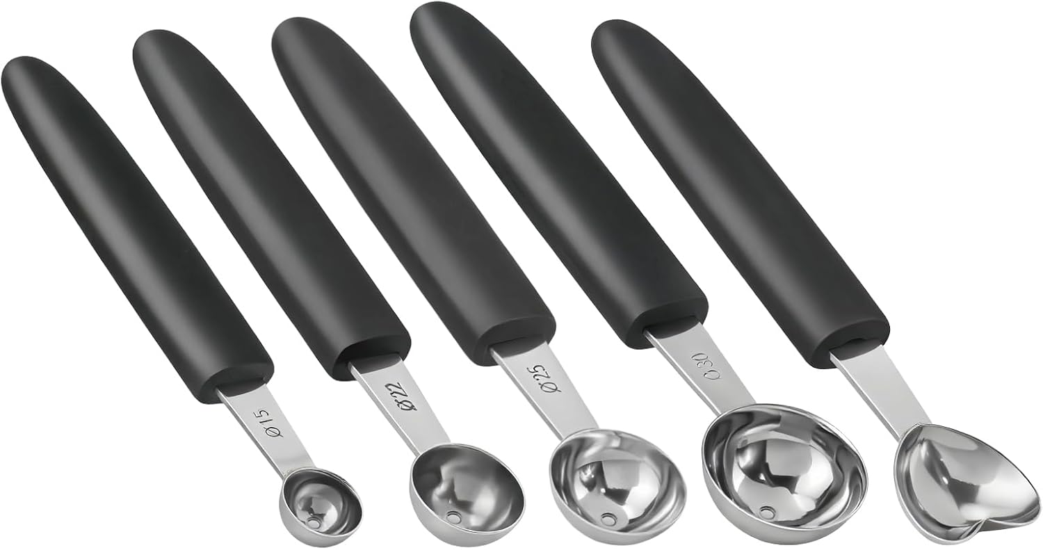 5 Pcs Stainless Steel Fruit Scoop Set with Heart Shaped Scoop
