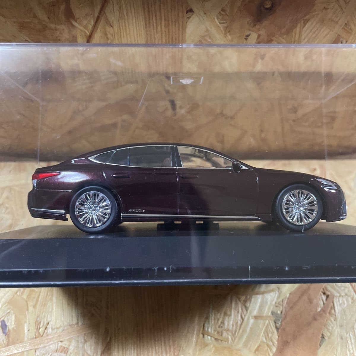 Amazon.co.jp: 京商 1/43 レクサス LS500h ミニカー : おもちゃ