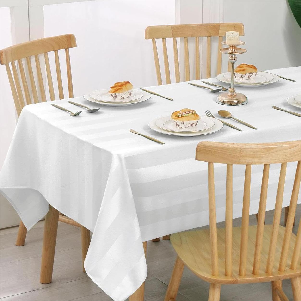 JIUZHEN Tischdecke Weiß Gestreift Tischdecke Outdoor Wasserdicht, Quadratische Wasserabweisenden mit Lotuseffekt, Wetterfeste für Hochzeit， Bankett, 130x260cm