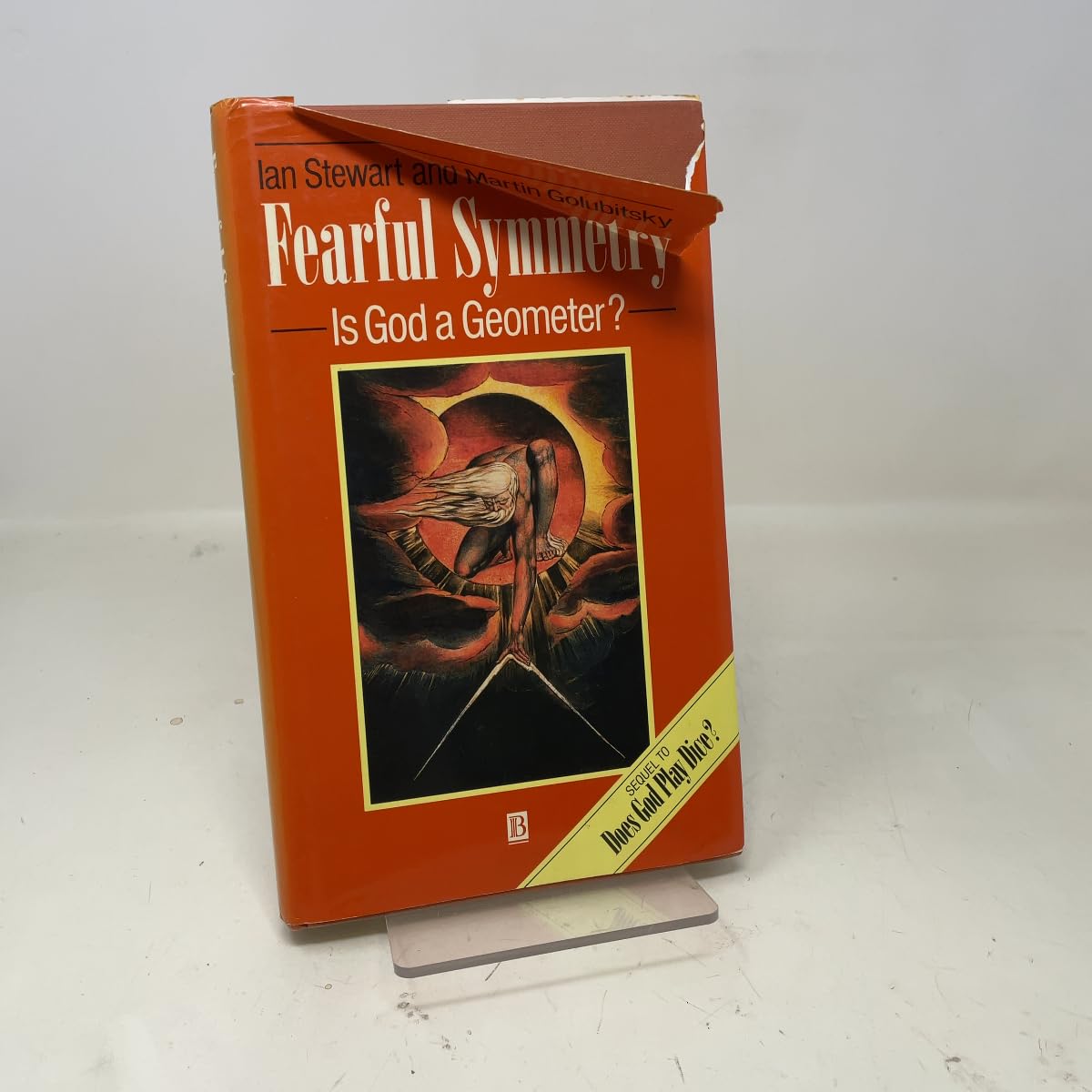 Fearful Symmetry: Is God a Geometer? Stewart, Ian and Golubitsky, Martin - PT06