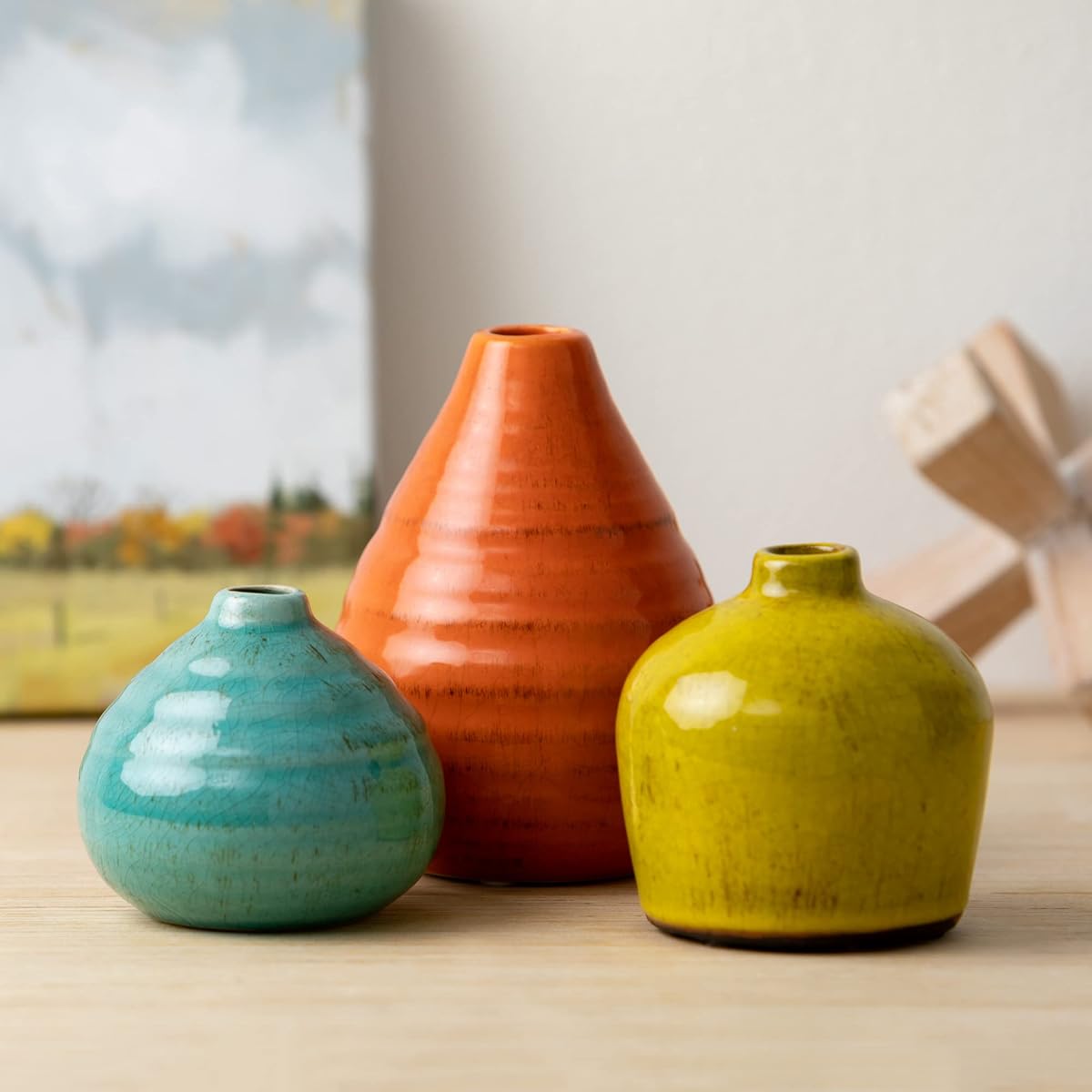 Juego de jarrones de cerámica Sullivans: 3 jarrones pequeños, decoración rústica del hogar, granjas modernas; Ideal Shelf Décor, Decoración de mesa, Estantería, Manto, Multicolor (CM2219)