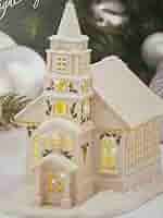 クリスマス Lenox Lighting man Castle Amazon.com: Lenox Original Holiday Christmas Village LED