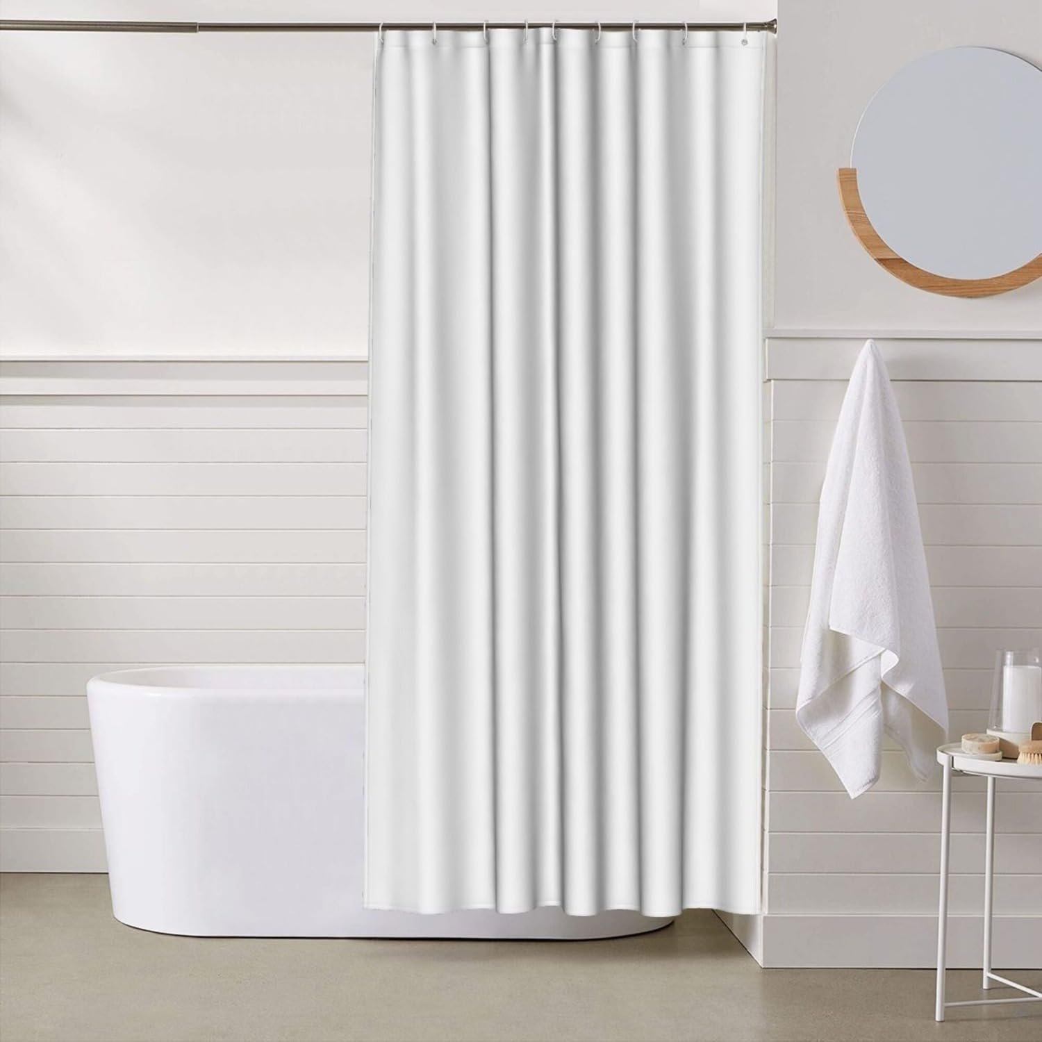 Rideau de douche rustique en polyester blanc pour créer un espace bien-être