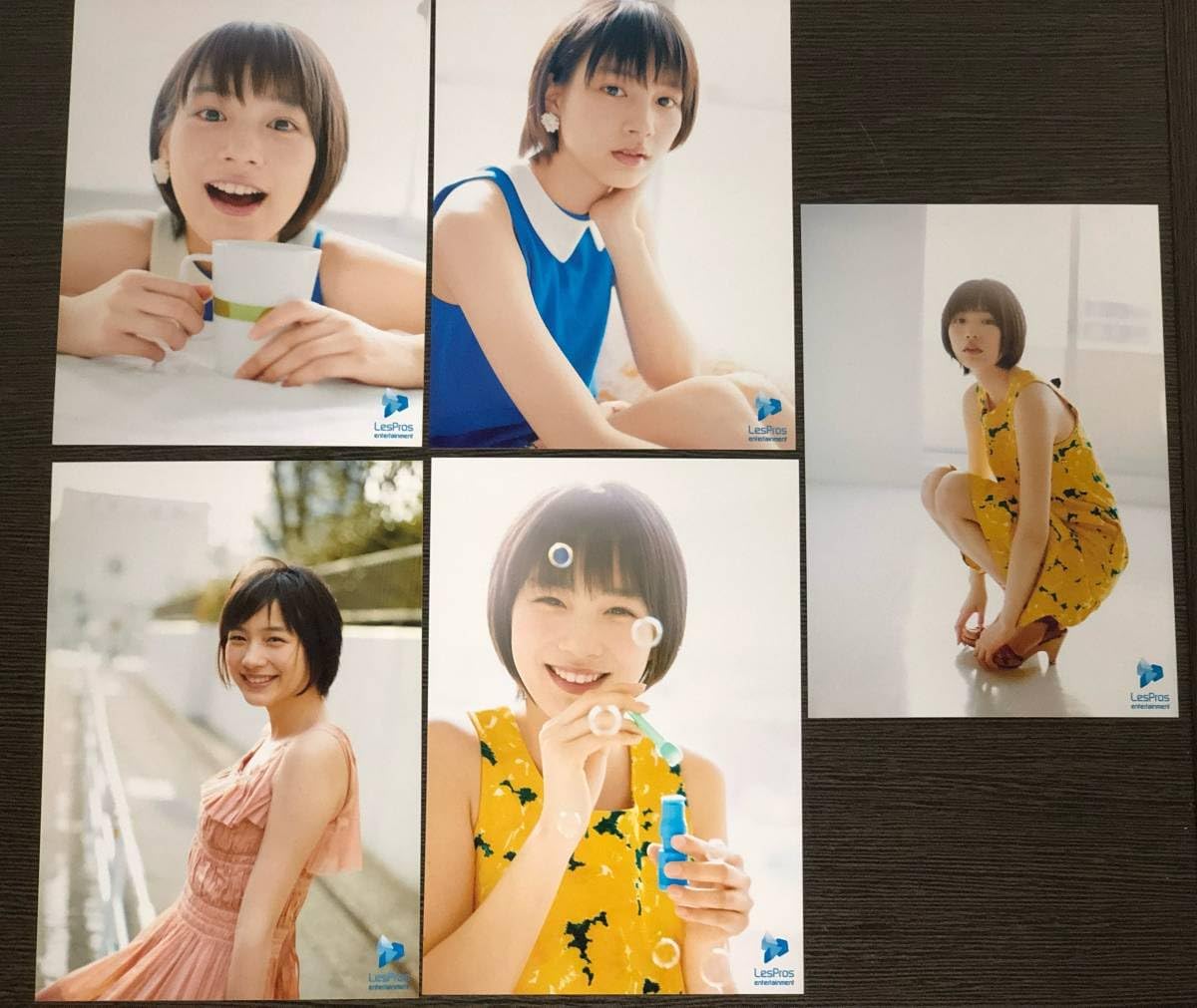 Amazon.co.jp: 能年玲奈 のん ファンクラブ限定 生写真 5枚 セット
