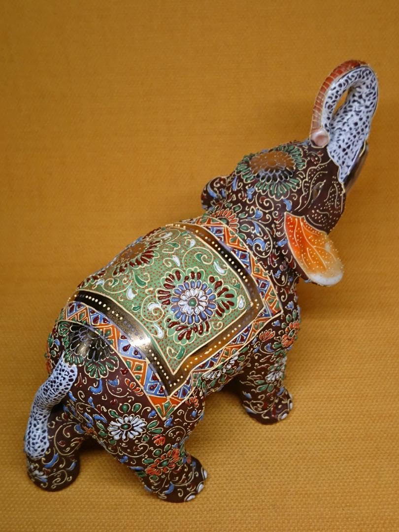 ゾウ　象　陶器　金彩　細描盛　骨董　置物　インテリア　工芸品　美術品　A3378 Amazon.co.jp: ゾウ 象 陶器 金彩 細描盛 骨董 置物 インテリア 工芸品