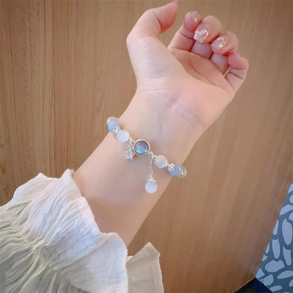 Bransoletka z kamieniem księżycowym z zawieszką w kształcie gwiazdy, srebrne akcenty, kamienie kocie oko, długość 15 cm, koraliki 0,8 cm, na dzień i na wieczór