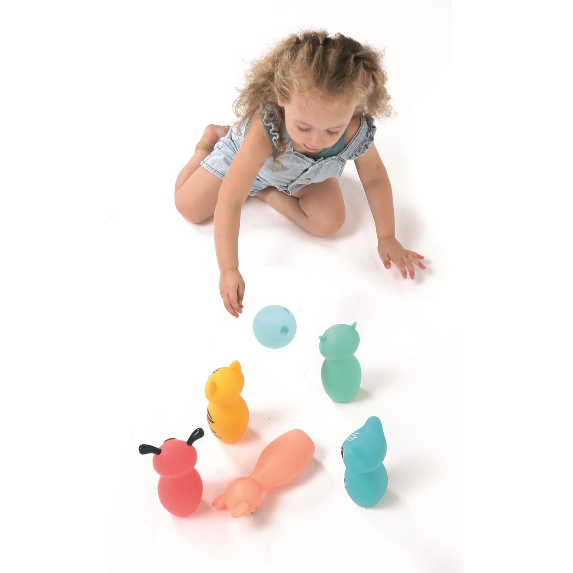 Ludi - Set di Birilli Morbidi per Neonati - dai 10 Mesi - 5 chiglie Animali Facili da Prendere in Mano + Sfera ergonomica - destrezza, Mira e coordinamento - Silenzioso e Leggero - 100% PVC, Lavabile