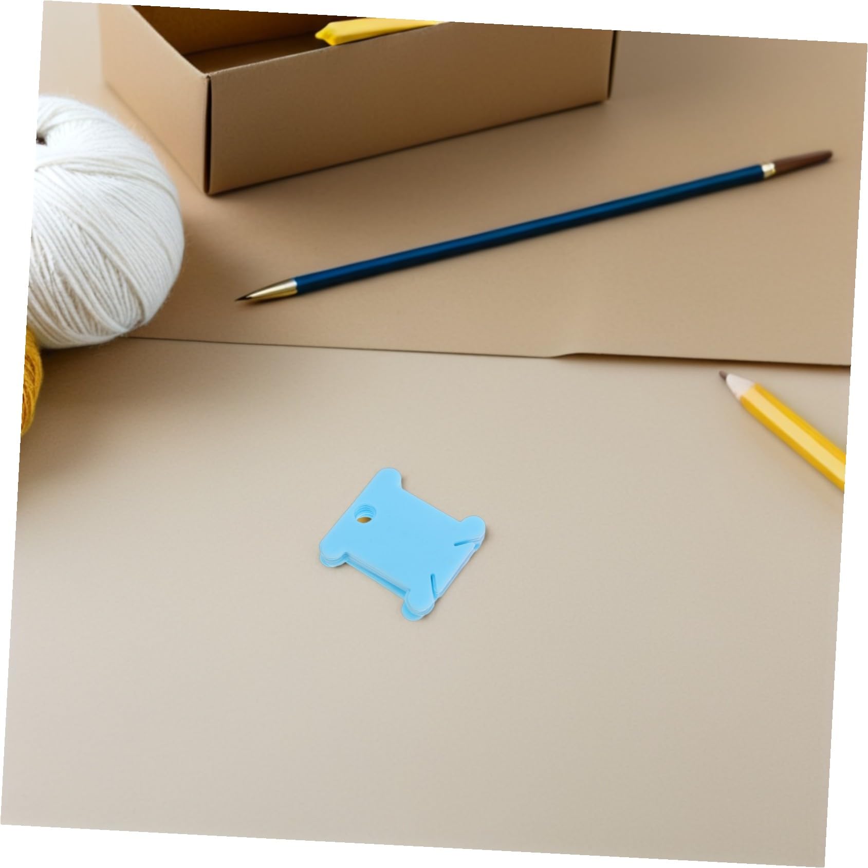 500 Stück Stickgarn Wickelbrett aus Transparentem Kunststoff Stickgarn Organizer mit Fadenlöchern und Spulenschlitzen Garnrollenhalter für Kreuzstich DIY Nähzubehör