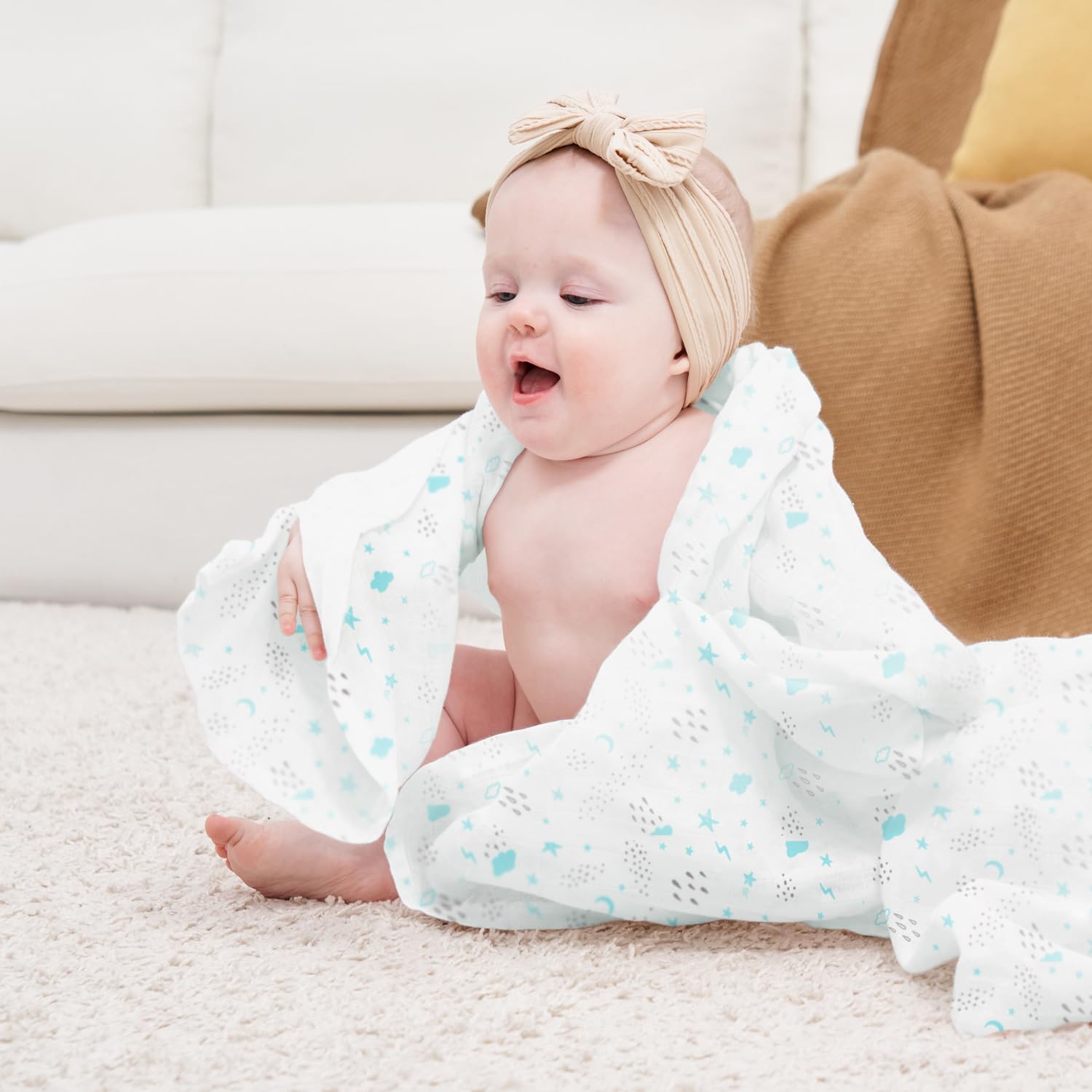 洗うたびにやわらかくなるなんて。おくるみだけではなく夏のタオルや肌掛けにも。｜TOKYOlife コットンモスリンおくるみブランケット 赤ちゃん用 40インチ x 36インチ 軽量 通気性 ピンク (Little Me Vinta