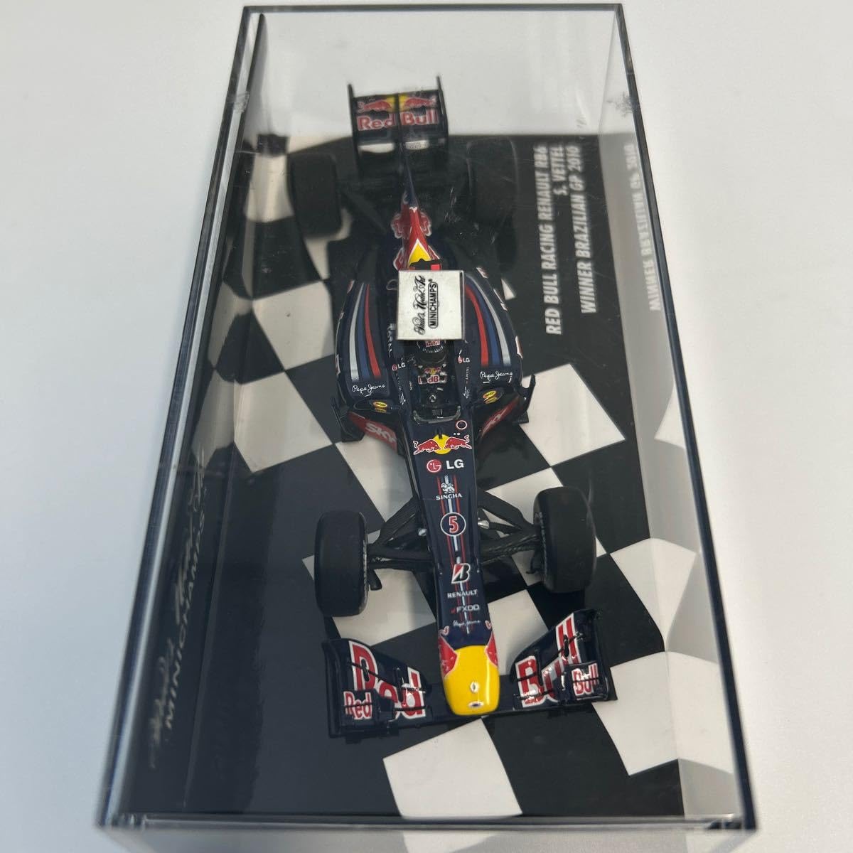 Amazon | MINICHAMPS 1/43 Renault RB6 S.Vettel Winner