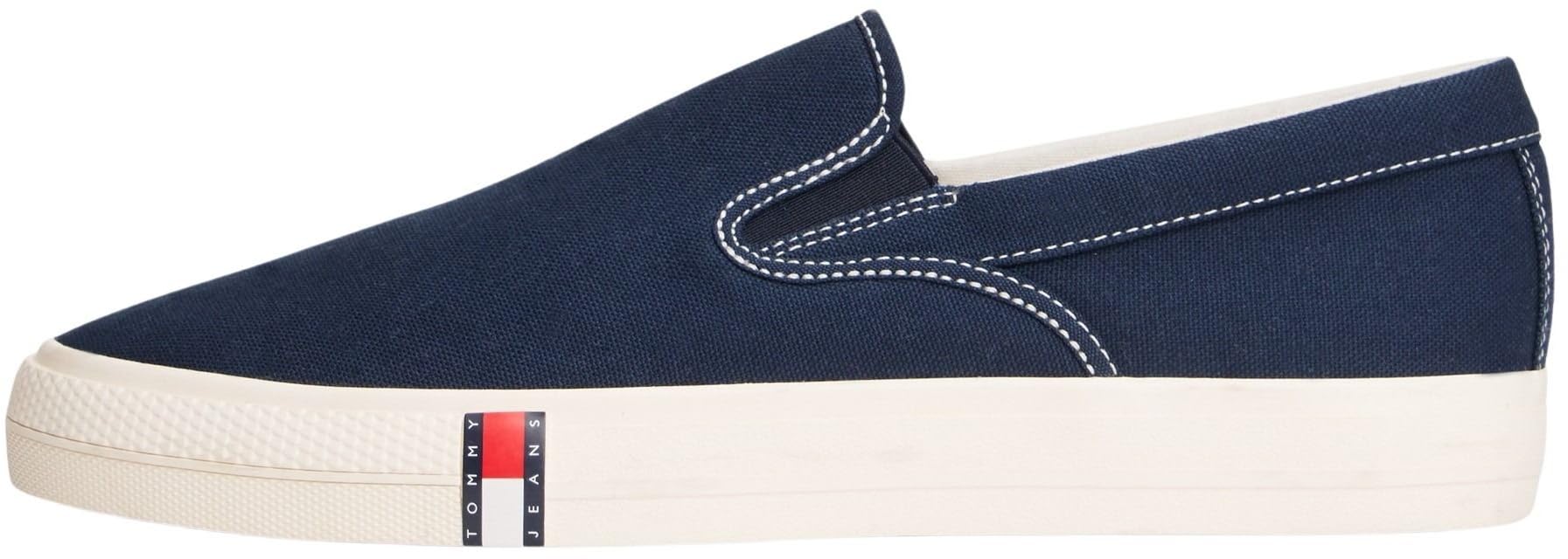 Mode von Calvin Klein & Tommy Hilfiger