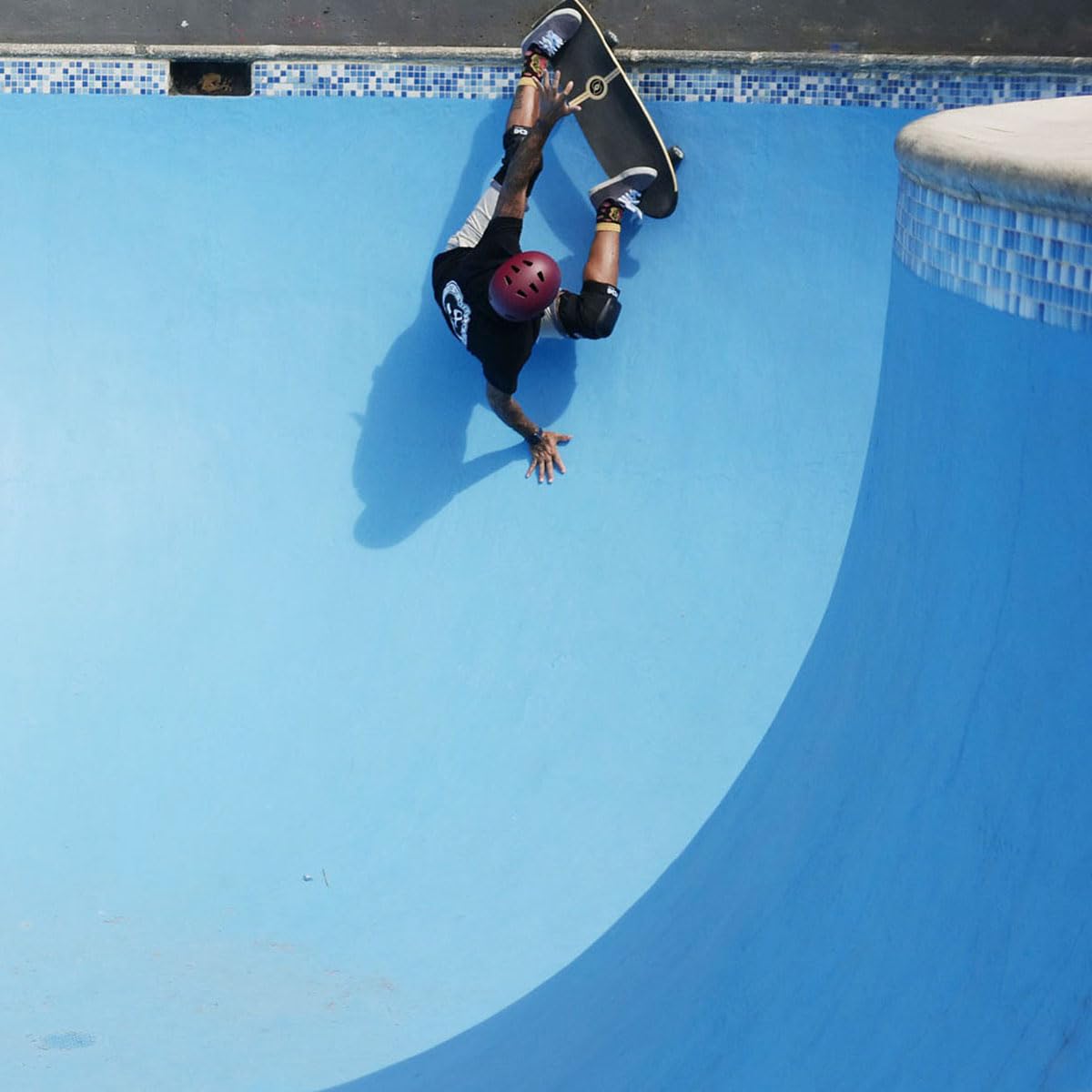 TSG Wavesk8 A Rodillera - Surf, protección de rodilla de patín, rígida, extraíble ACF, acolchado lateral, forro NBR antideslizante, nailon resistente al desgarro, correas de velcro, puños antideslizantes, preformados, espalda abierta, negro