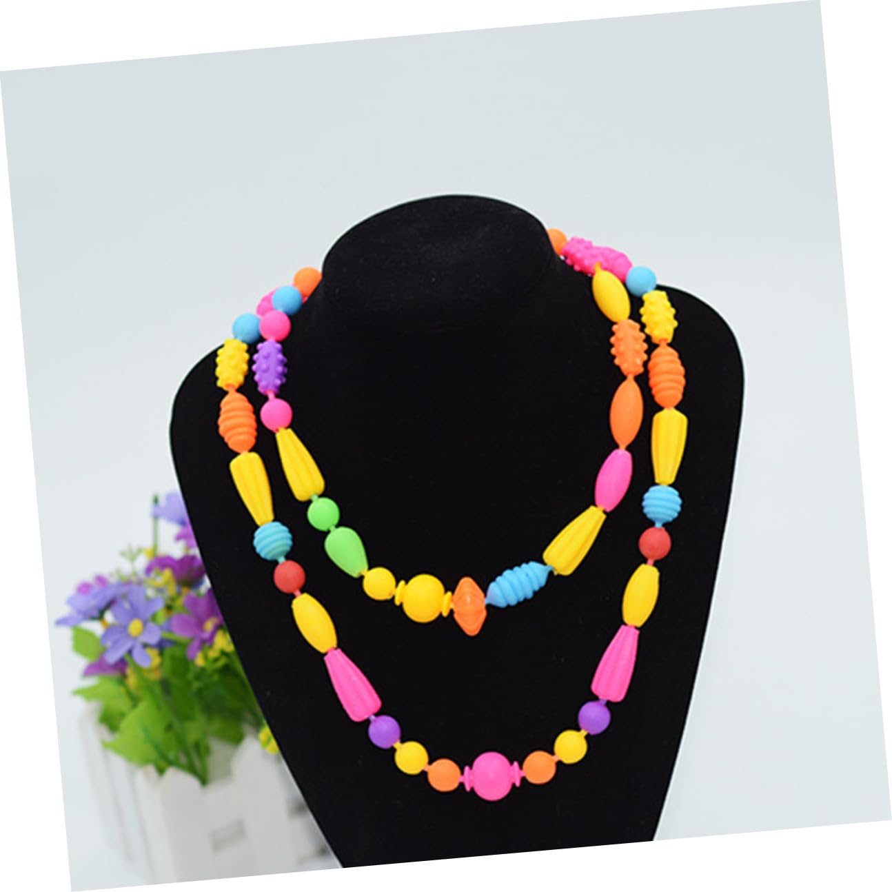 ifundom Kit per Creazione di Braccialetti Fai da Te per Ragazzo Ragazza in Plastica Lavabile Perline di Diverse Forme e Dimensioni, Scatola Regalo Portatile per Attività Creative