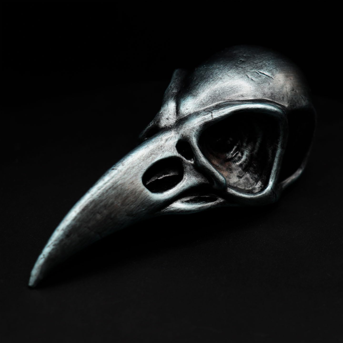 The Witcher 3 Crystal Skull Replica - Puntello in resina da collezione in scala - Merchandise ufficiale per fan e collezionisti fantasy