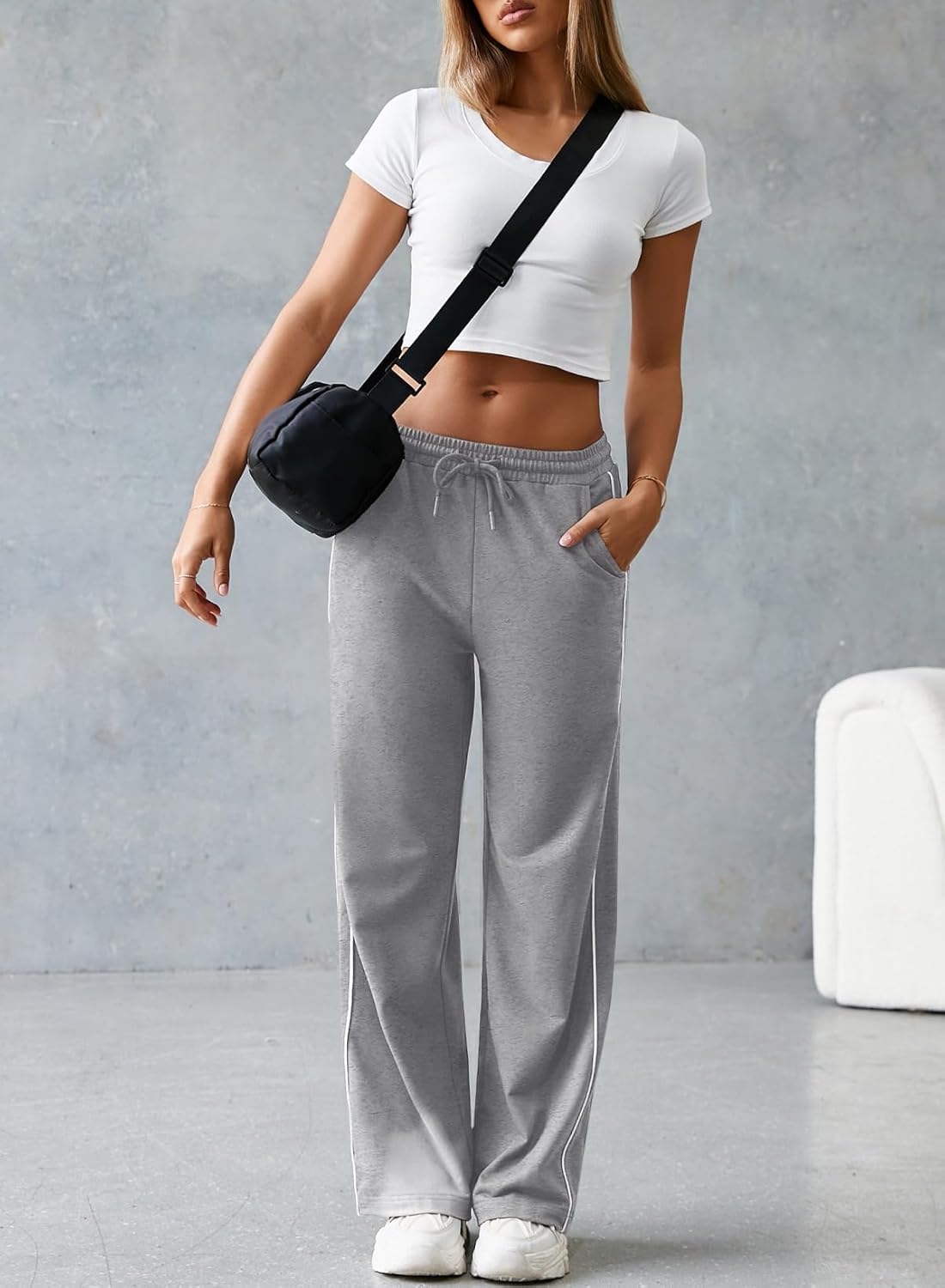 Herseas Women's 2 Side Stripes Sweatpants Wide Leg Pants Casual Drawstring Lounge Pants - Image 5