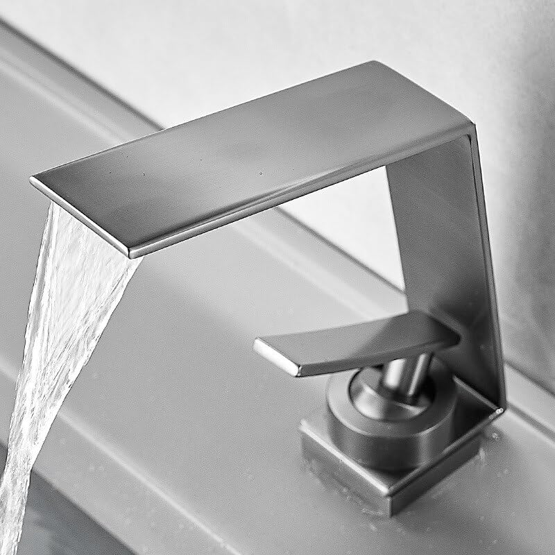 Robinet de bain cascade pour une ambiance spa à la maison