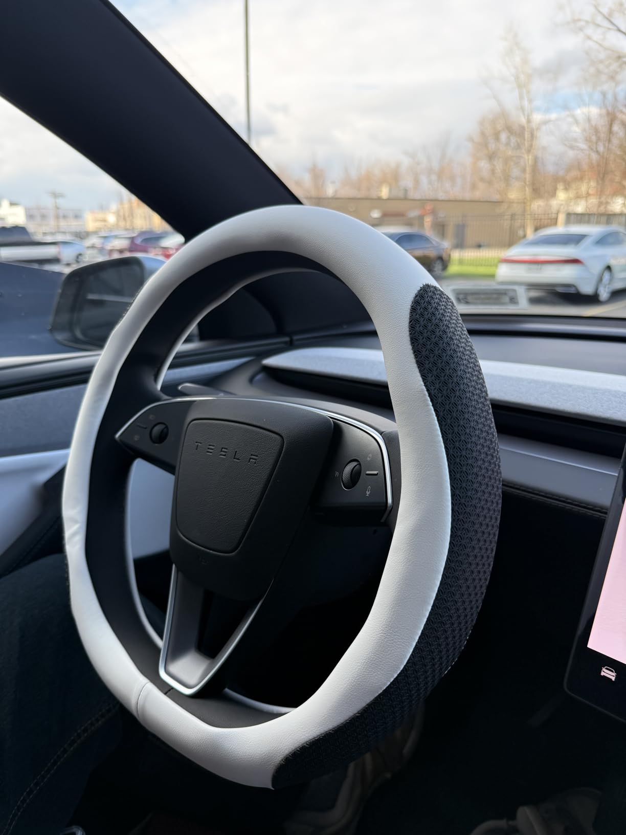 Tesla Model Y & Model 3 Nappa Leather Steering Cover – Non-Slip (2017–2026)