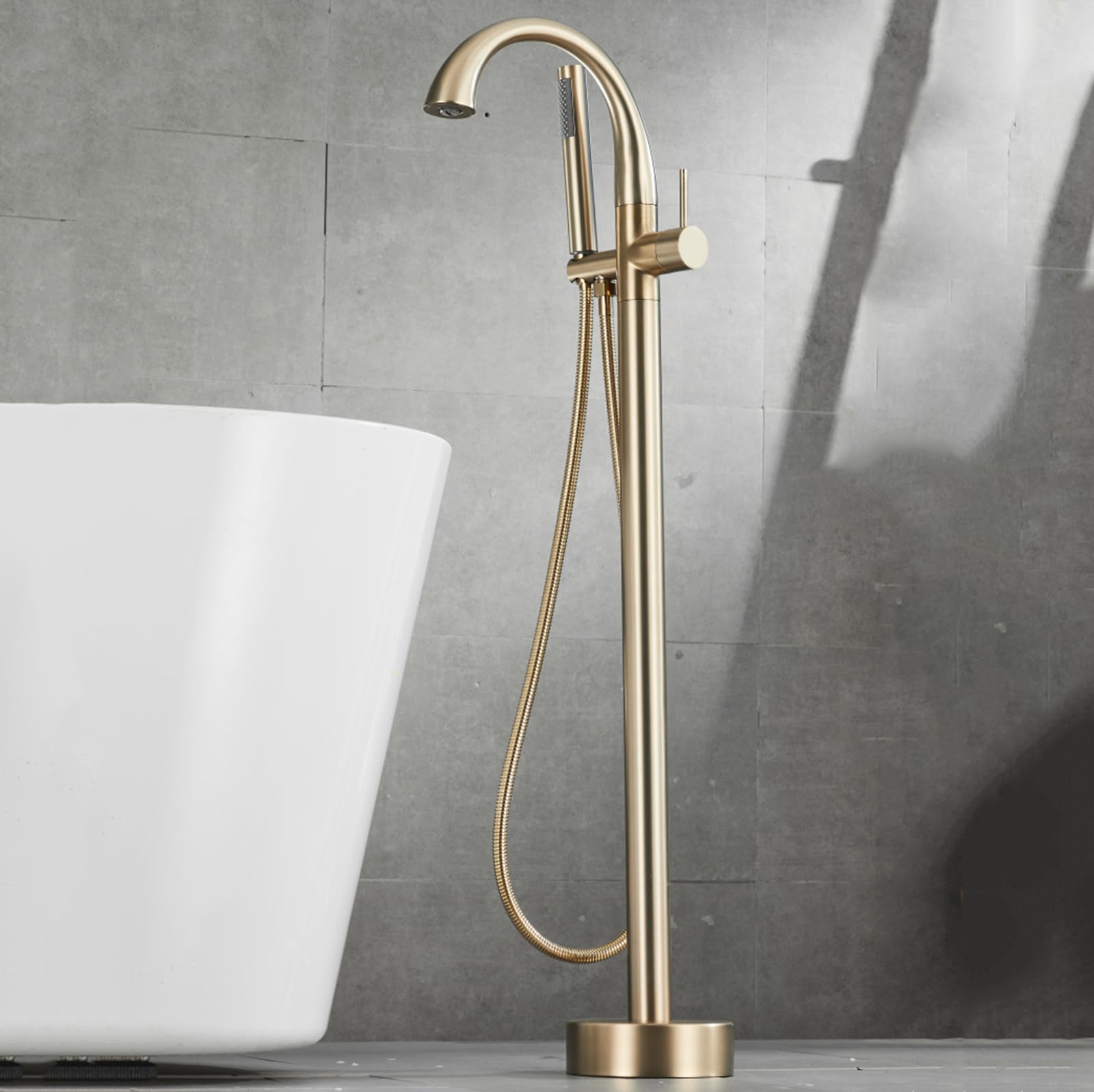 Robinet de baignoire sur pied en laiton colonne de douche haut de gamme pour bain îlot