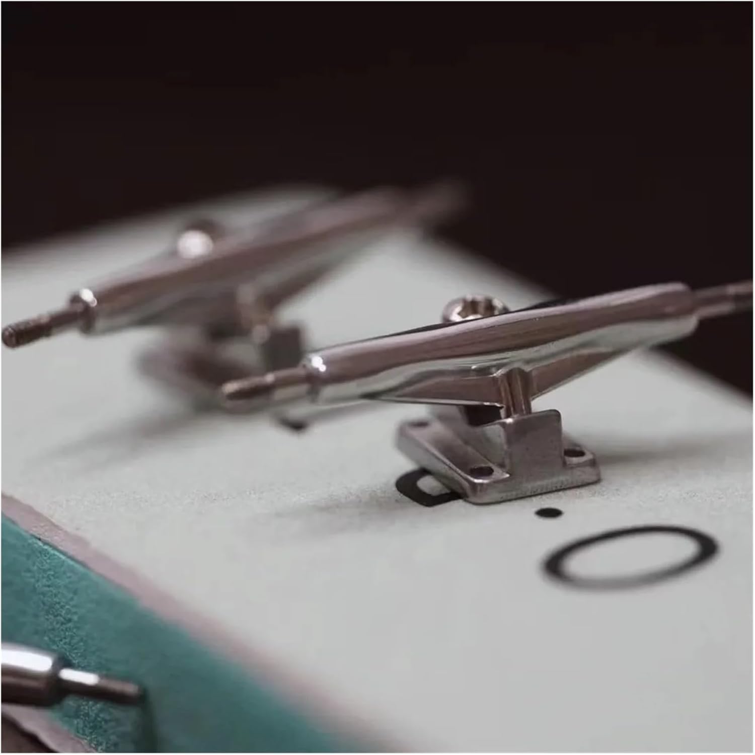 Professional Fingerboard Truck 32mm Single Axle for Finger Skateboard(Silver)