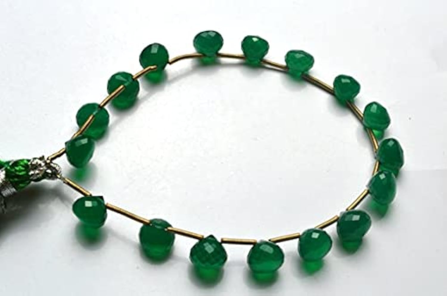 Perles onyx vert facettées haut de gamme pour création bijoux précieux