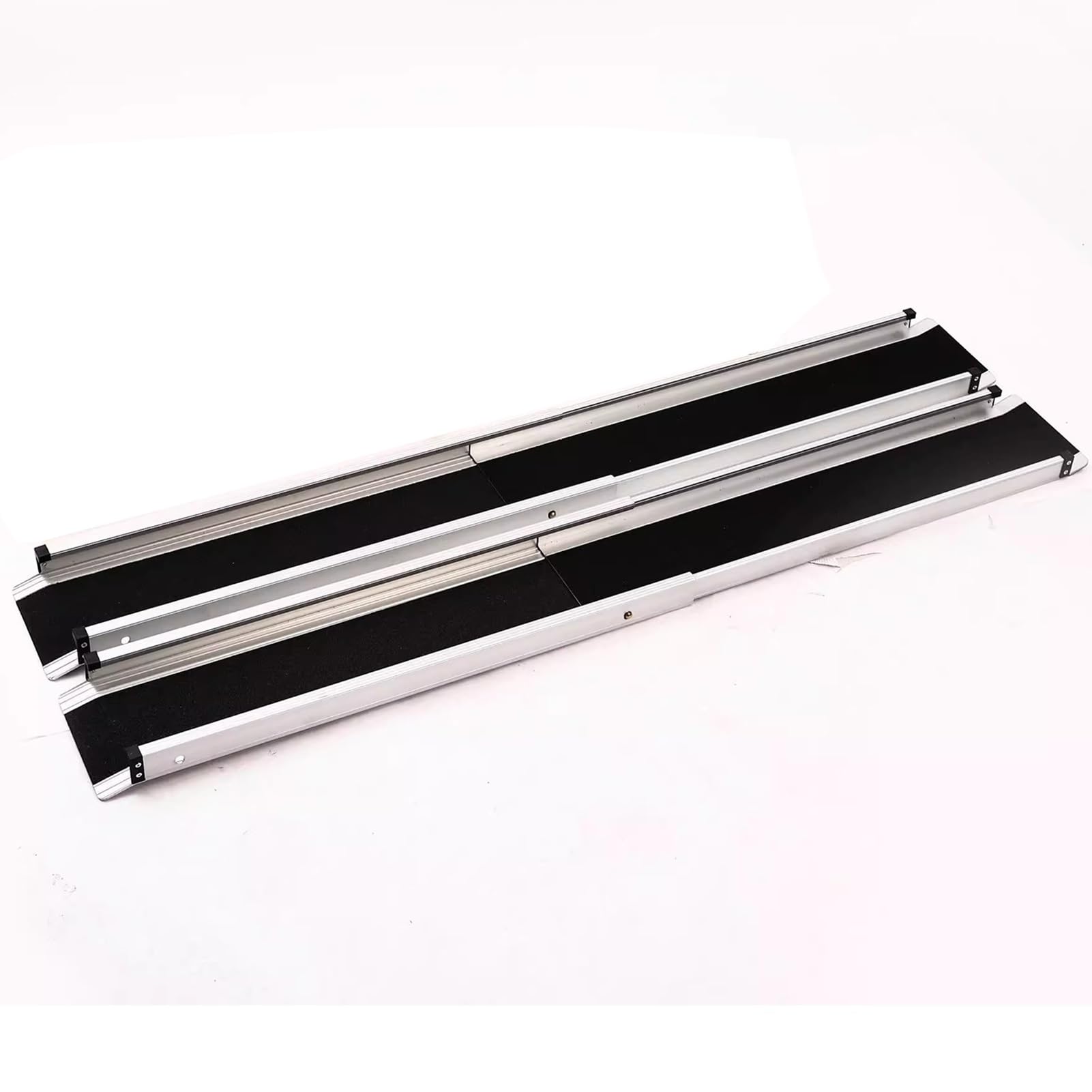 Rampa de umbral, rampas portátiles de Aluminio para sillas de Ruedas, sección telescópica Ajustable Antideslizante, rampas para discapacitados (Color: Negro, 2 Piezas, tamaño: 47.2 x 7.5 in)
