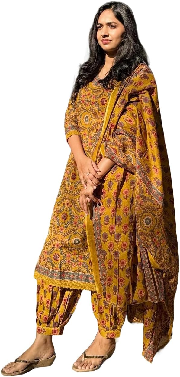 KLOSIAWomen's Viscose Printed Kurta Pant With Dupatta Set