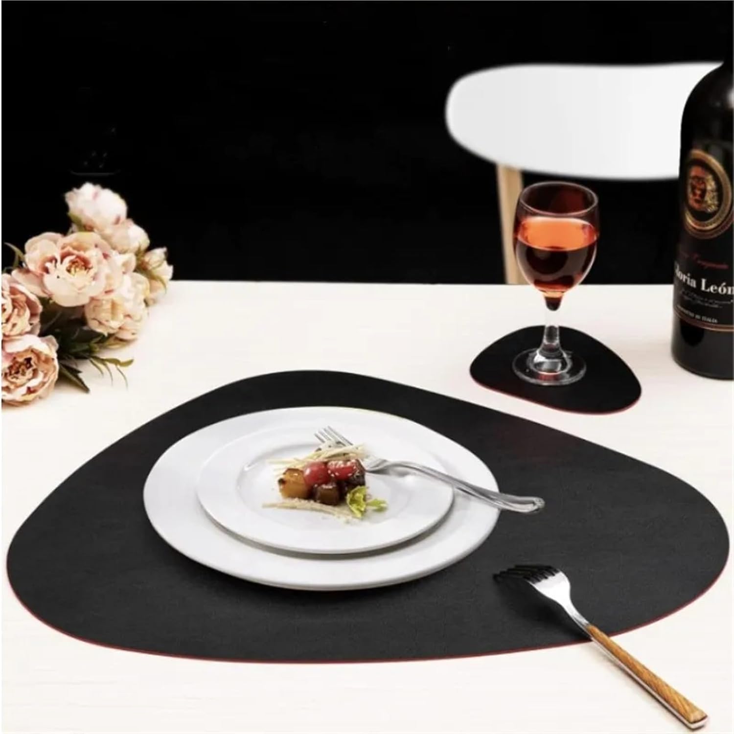1/4/6/10Sets Faux Leather Placemats and Coasters Round Place Mats for Kitchen Dining Patio Table Oval Modern Table Mat(CD Black,6sets)