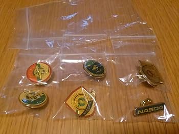 スペースシャトル エンデバー等のピンバッジ＆メダル 9点まとめ売り スペースシャトル エンデバー等のピンバッジ＆メダル 9点まとめ