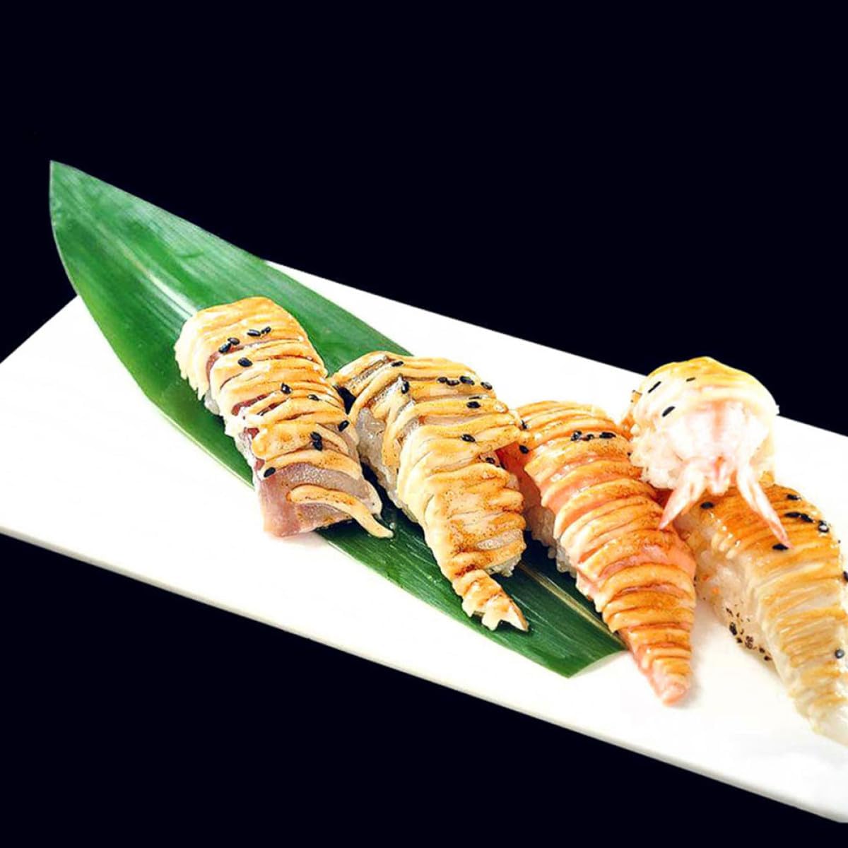 Bamboo Leaf Dish Decorations 50pcs for Sushi Photography and Sashimi