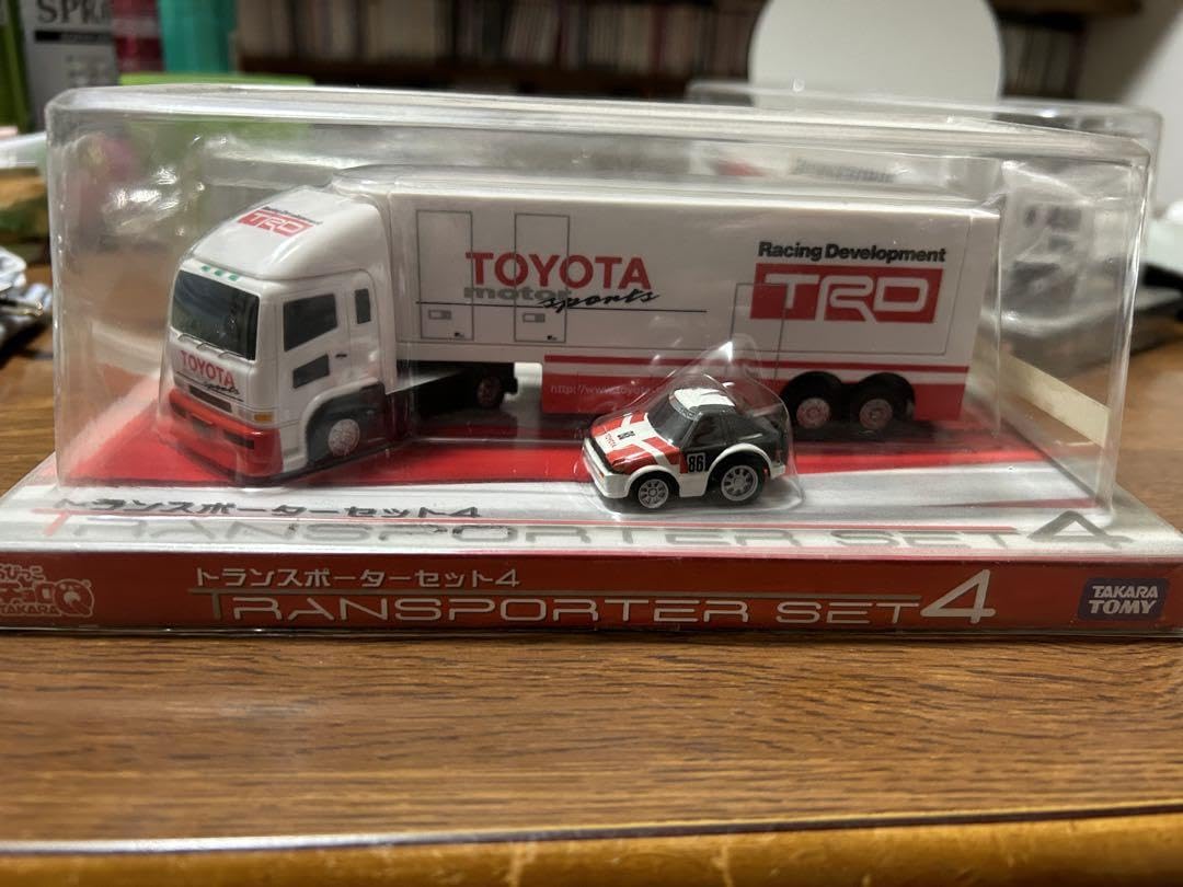 ちびっこチョロQトランスポーターセット 第一弾~第4弾　計8台セット ちびっこチョロQトランスポーターセット 第一弾~第4弾 計8台セット